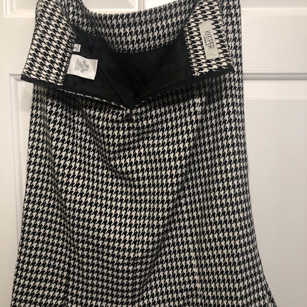 Kasper Black plaid Skirt suit set - Picture 6 of 14